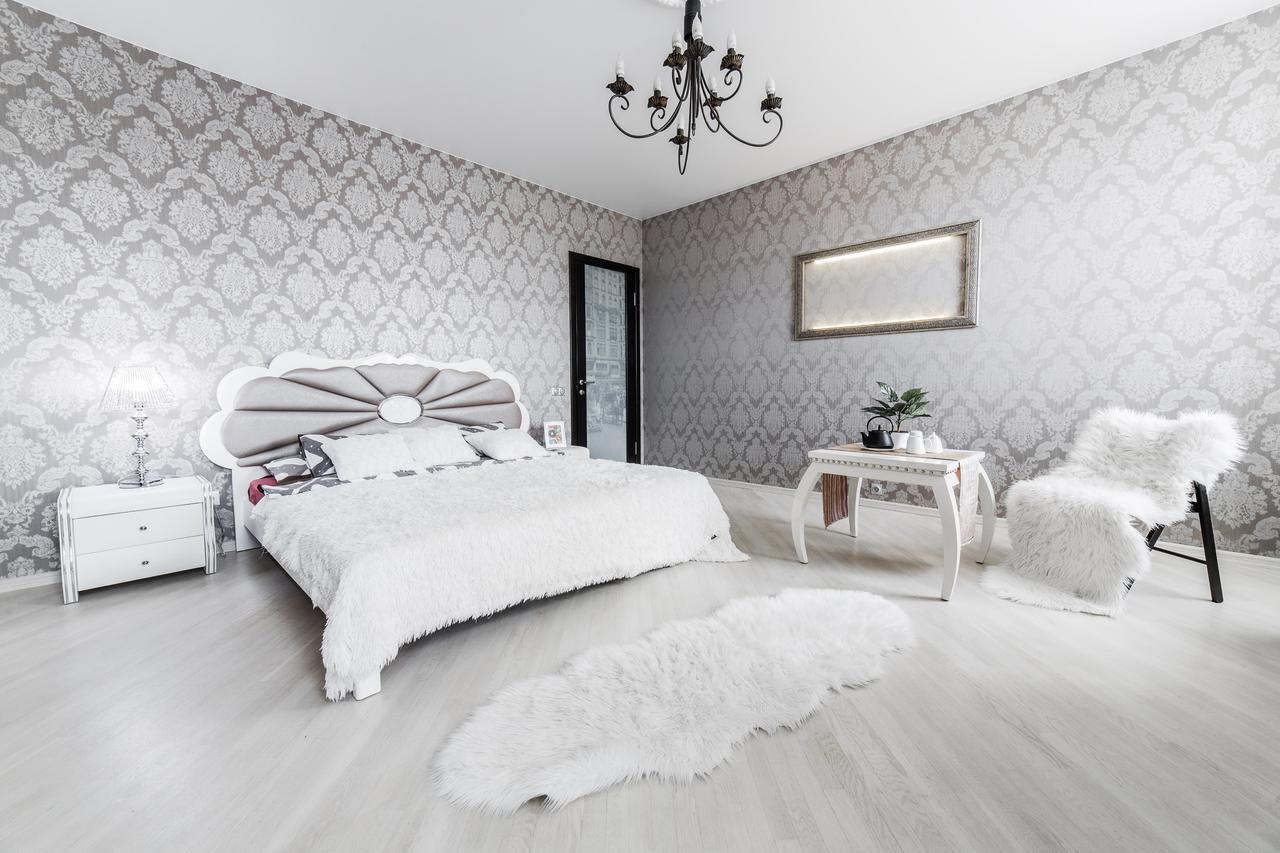 Mgapartments 3 Rooms Miasnikova Sq. Vip Минск Екстериор снимка
