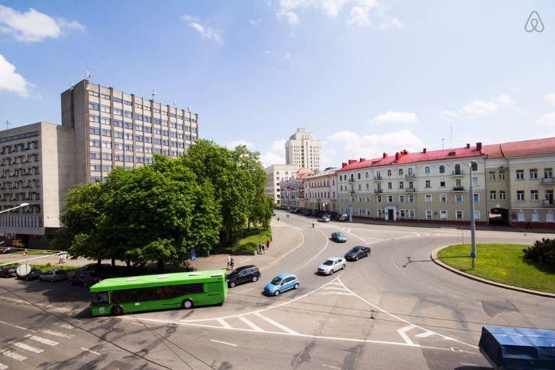 Mgapartments 3 Rooms Miasnikova Sq. Vip Минск Екстериор снимка